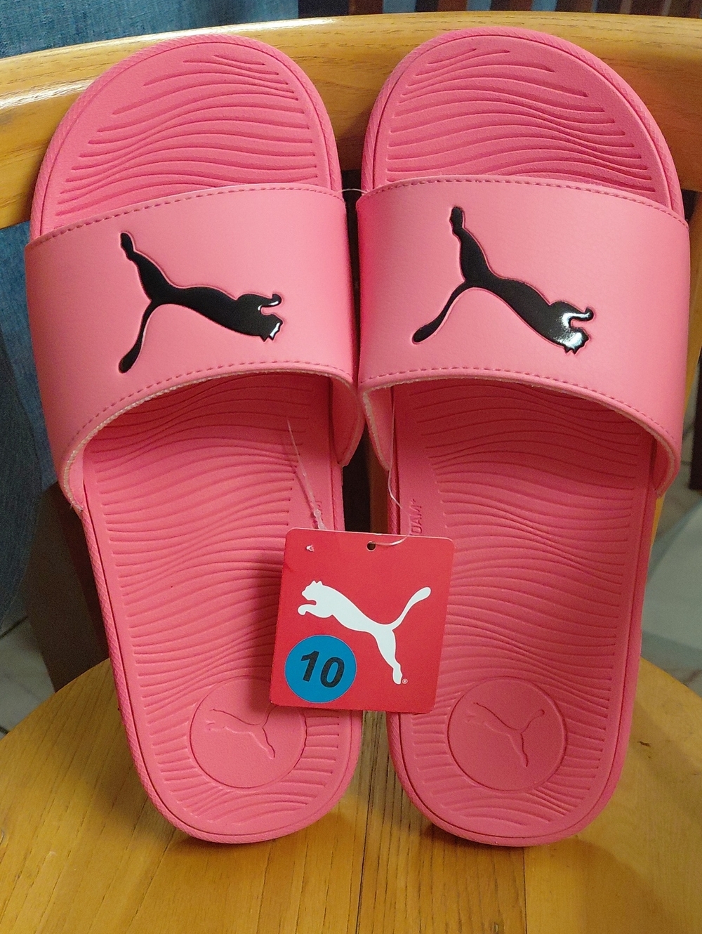 Brand New Women’s Coral Pink Puma Slide Sandals